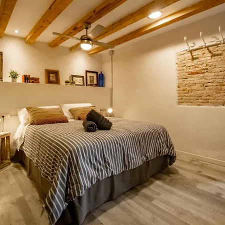 En El Corazon De Tarragona. Planta Baja Con Patio. Tarragona
