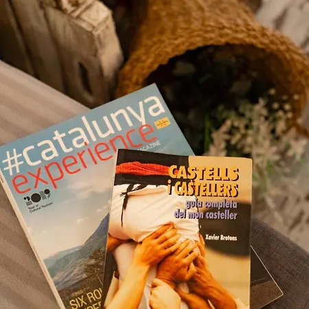 En El Corazon De Tarragona. Planta Baja Con Patio. Apartmán *