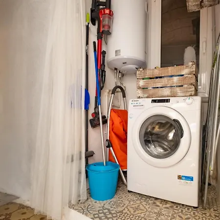 Apartmán En El Corazon De Tarragona. Planta Baja Con Patio. *