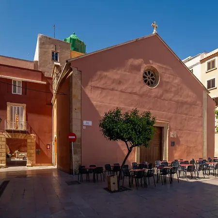 Apartmán En El Corazon De Tarragona. Planta Baja Con Patio. *